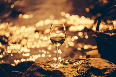 Winwe cam su yakınında