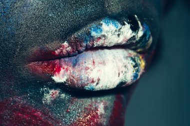 Kadın paited dudaklar