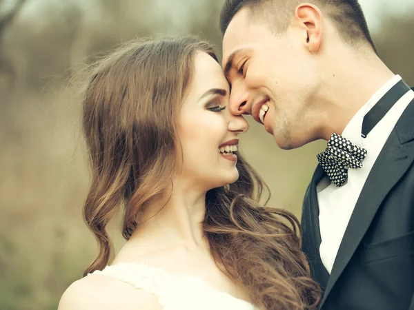 Pareja feliz boda — Foto de Stock