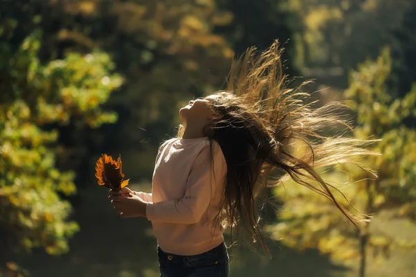 Dost nedospělý dívka — Stock fotografie