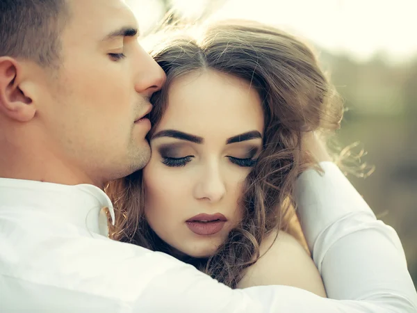 Sensual wedding couple — Stock Photo, Image