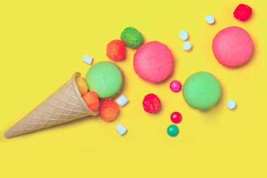 Tatlılar ve hatmi ile Macarona 