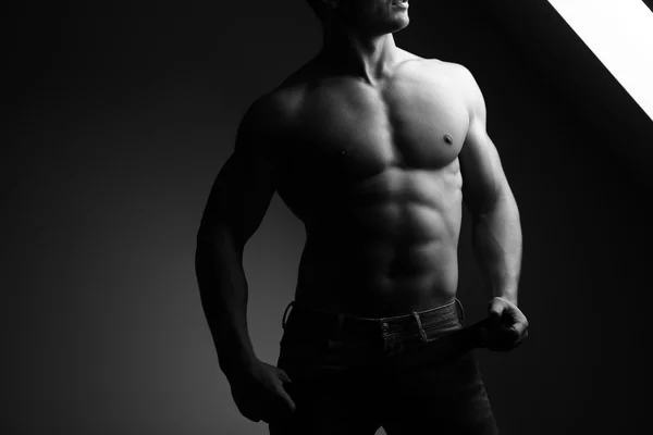 Sexy muscular homem — Fotografia de Stock