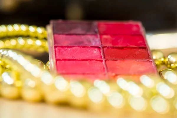 Tavolozza rossetto professionale e perline — Foto Stock
