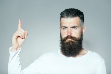 Sakallı adam hareketi ile