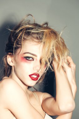 Sanat makyaj ile güzel kadın