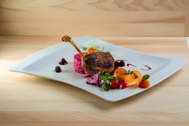 Confit ördek veya kaz ayağı