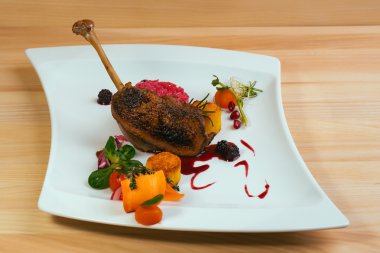 Confit ördek veya kaz ayağı