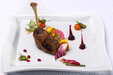 Confit ördek veya kaz ayağı