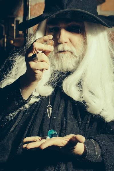 Antiguo colgante mago para hipnosis — Foto de Stock