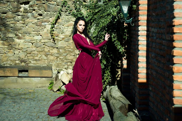 Woman in red dress outdoor — Stock Photo, Image