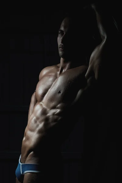 Muskularny mężczyzna sexy — Zdjęcie stockowe