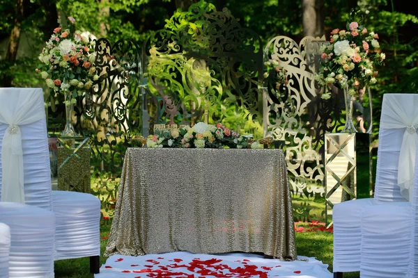 Wedding table for formal ceremony — Stock Photo, Image