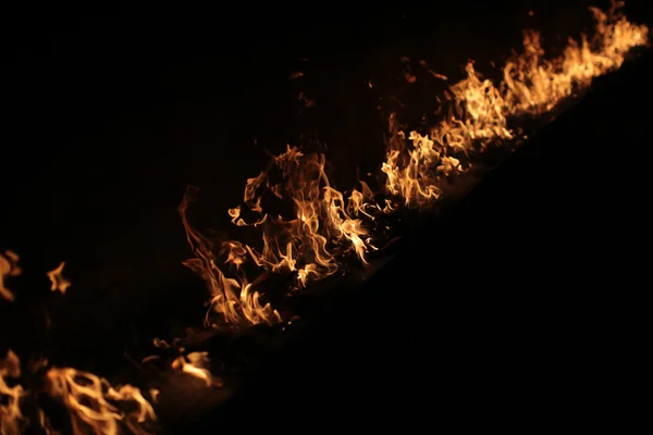 Fogo queimando em preto — Fotografia de Stock