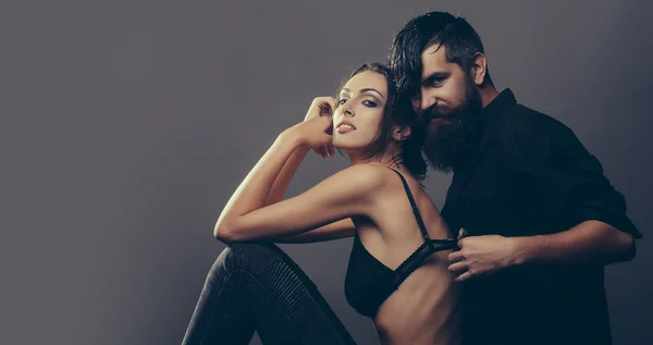 Sexy couple of woman and bearded man — Stock Photo, Image