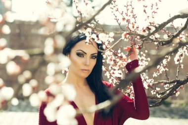 Kadın bahar bloom ile