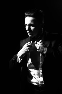 genç seksi adam