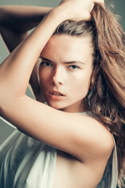 Sexy young girl in white shihrt — Stock Photo, Image