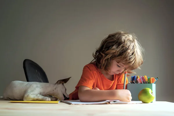귀여운 Pupil School boy and Puppy study at home. — 스톡 사진