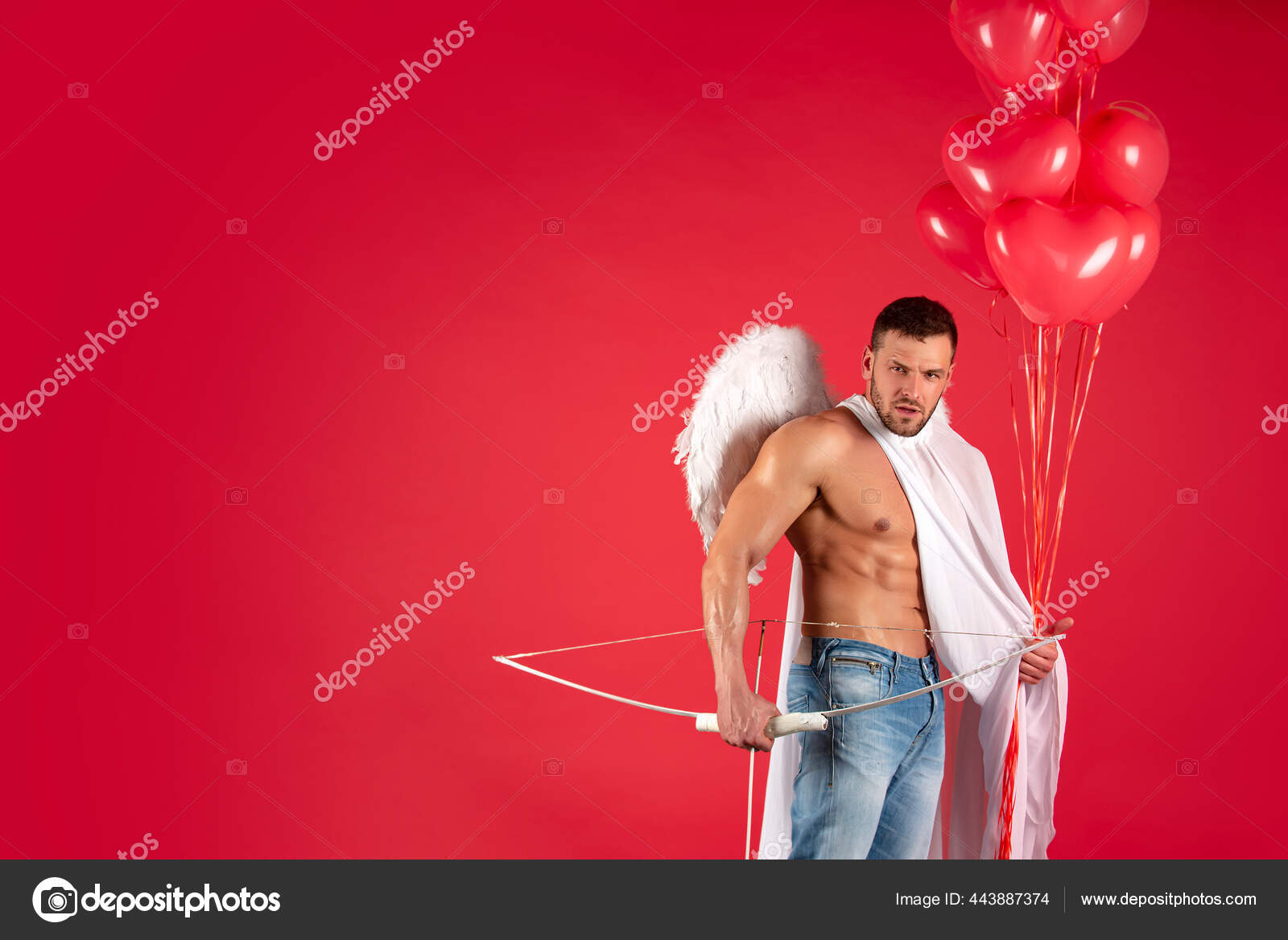 Saint Valentin Concept Ange Mâle Avec Arc Et Flèche Cupidon Ange Avec Arc  Et Flèches Cupidon Dans