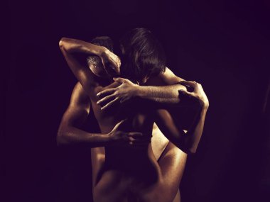 Şefkatli seksi çıplak çift, tutku sanatı. Şehvetli çiftler, çıplak çiftler