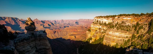 États-Unis paysages itinérants. Grand Canyon Park arrière-plan. Arizona. — Photo