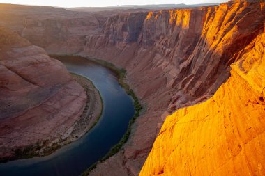 Grand Canyon Ulusal Parkı. Amerikan batısı. Kızıl Kaya Kanyonu Çölü.