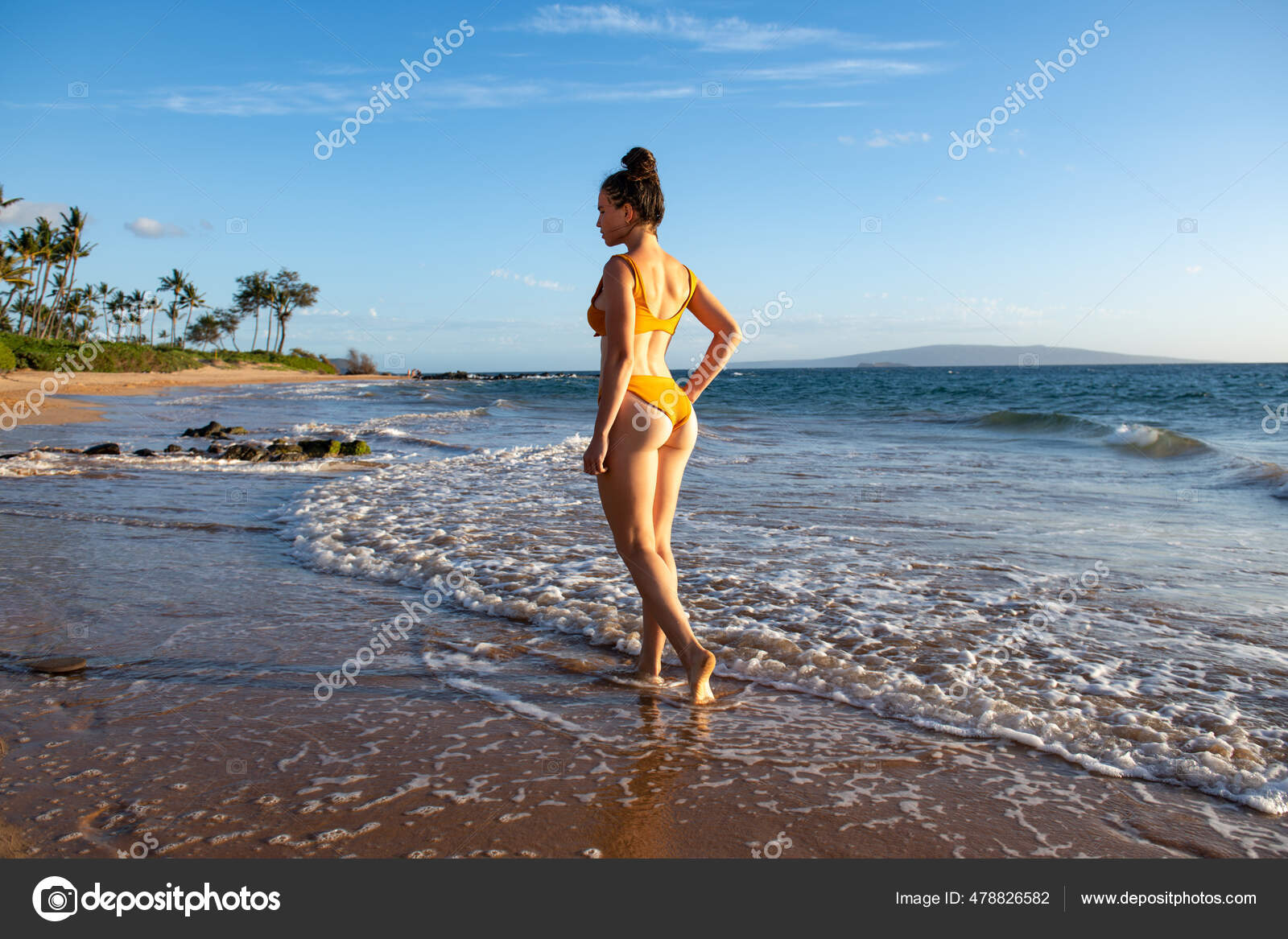 Mujeres Lindas Mujeres Traje De BaÃ±o En La Playa Playa Mujeres