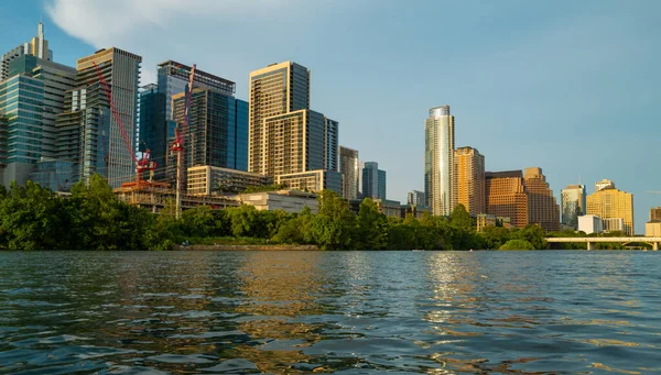 Mooie skyline van Austin. Austin, Texas op de Colorado River. — Stockfoto