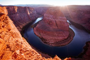 Arizona Horseshoe Virajı Büyük Kanyon 'da.