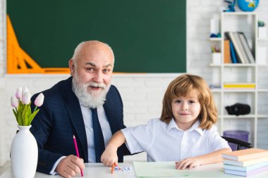 Eski öğretmen ve öğrenci..