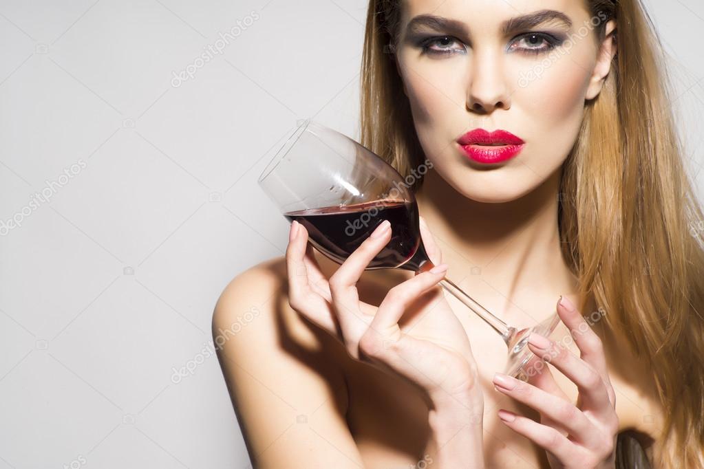 depositphotos_-stock-photo-glamour-girl-with-glass-of