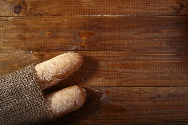 Färska limpor av baguette — Stockfoto