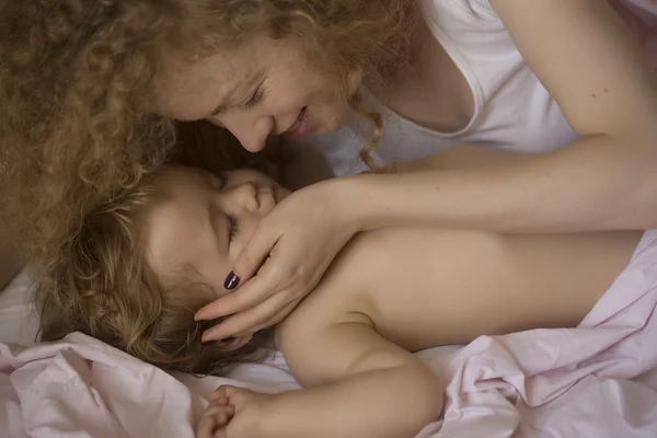 Mother with sleeping baby — Stock Photo, Image