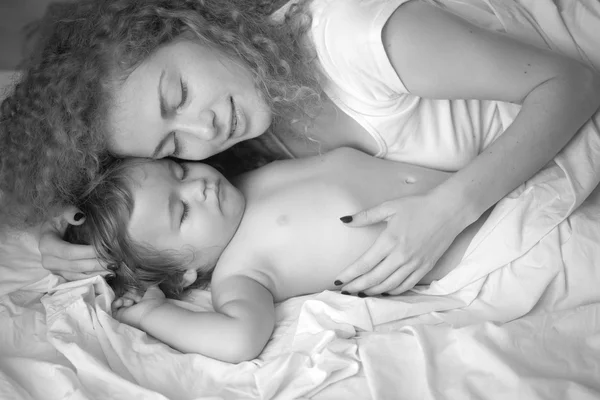 Mother with sleeping baby — Stock Photo, Image