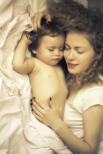 Mother with sleeping baby — Stock Photo, Image