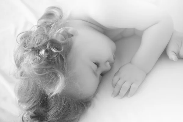 Dormir bébé garçon — Photo