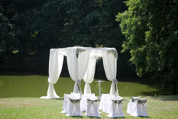 Hochzeit weißer Pavillon — Stockfoto