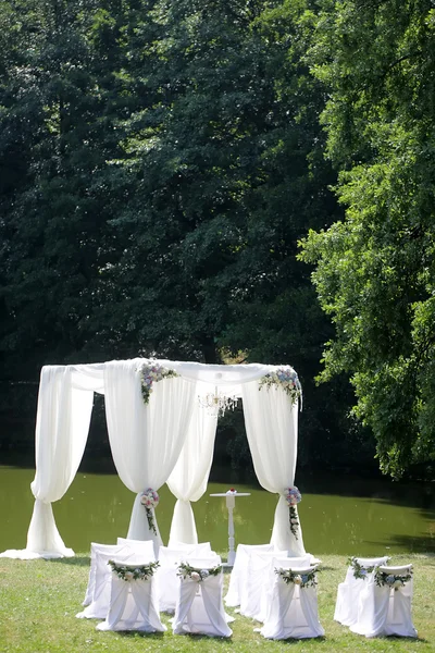 Hochzeit weißer Pavillon — Stockfoto