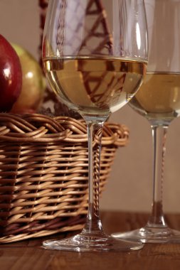 Two glasses with basket