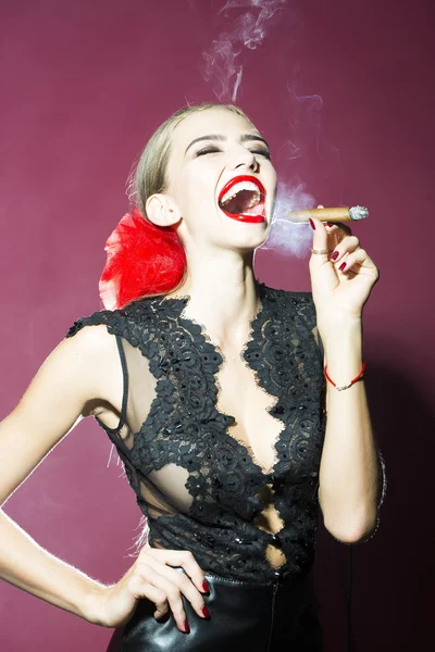 Smoking woman — Stock Photo, Image