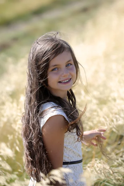 Ragazza in spikelet — Foto Stock