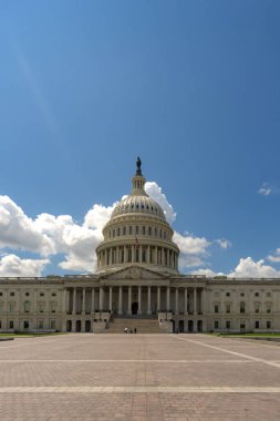 Washington DC Capitol Kubbesi. Kongre ve Senato binası. Amerikan federal hükümet binası. Tarihi Capitol Hill simgesi. Birleşik Devletler ulusal sembolü. Başkentin ünlü mimarisi.