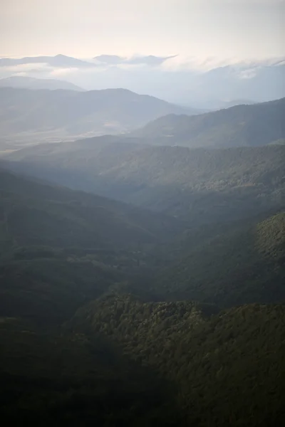 Montanhas e céu — Fotografia de Stock