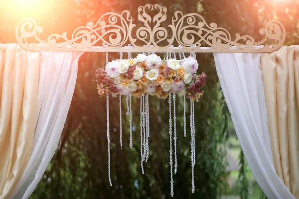 Декоративные свадебные цветы — стоковое фото