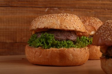 Lezzetli burger kapalı