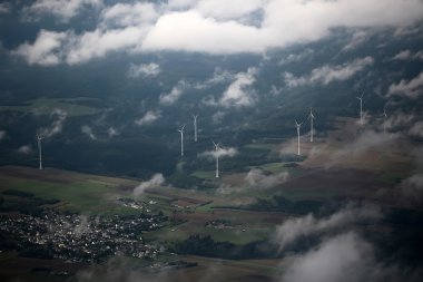 Gökten gelen windfarm Manzaralı