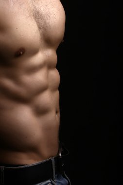 kaslı erkek torso