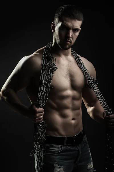 Hombre musculoso con cuerda —  Fotos de Stock