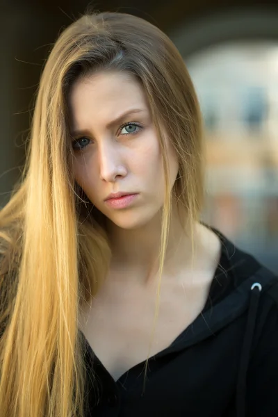 Woman with long hair — Stock Photo, Image